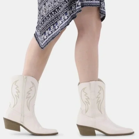 Women's Short Western Boot/Western Cowgirl Cowboy/Cosy Womens Short Cowboy Boots - Picture 2 of 5